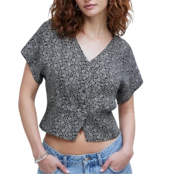 Madewell Tops - NWOT Madewell Pleated Short-Sleeve Top